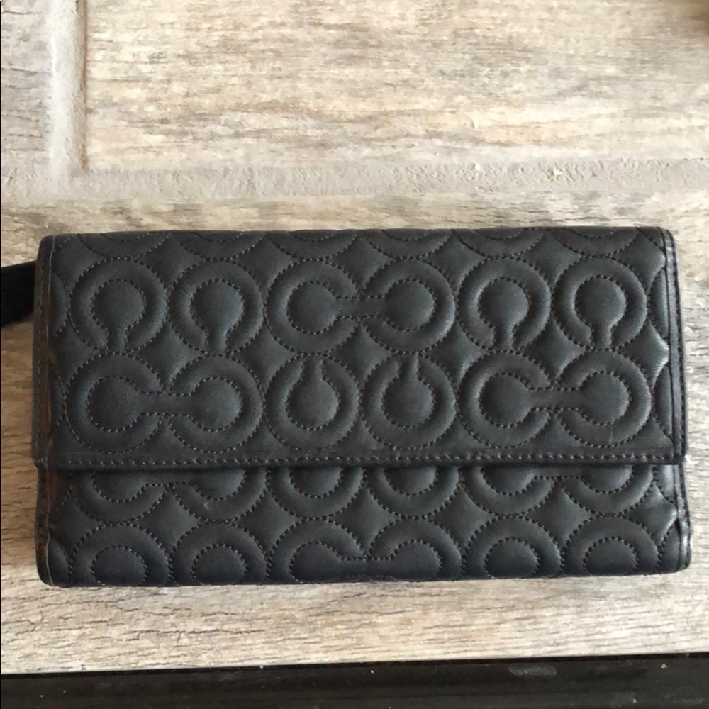 Coach snap style wallet
